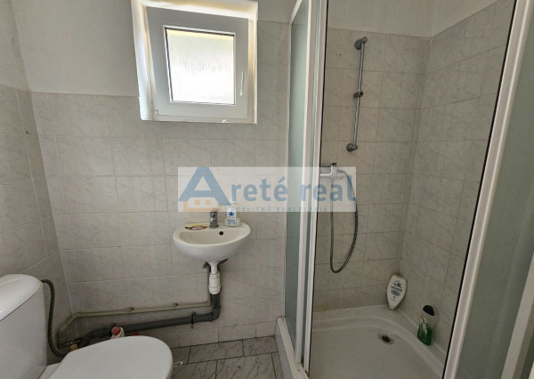 Areté real - Rezervované! Predaj veľmi pekného, zrekonštruovaného rodinného domu  vo výbornej lokalite v Pezinku, ul. Kupeckého