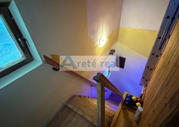 ARETÉ REAL – PREDAJ DVOCH REKREAČNÝCH CHÁT V RADOVEJ ZÁSTAVBE, LIMBACH, MEDVEDIE ÚDOLIE