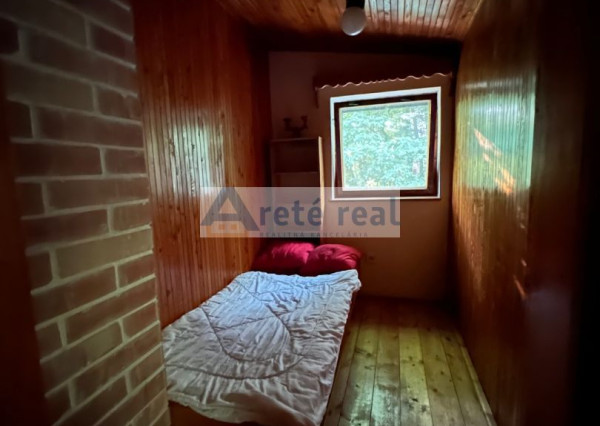 ARETÉ REAL – PREDAJ DVOCH REKREAČNÝCH CHÁT V RADOVEJ ZÁSTAVBE, LIMBACH, MEDVEDIE ÚDOLIE
