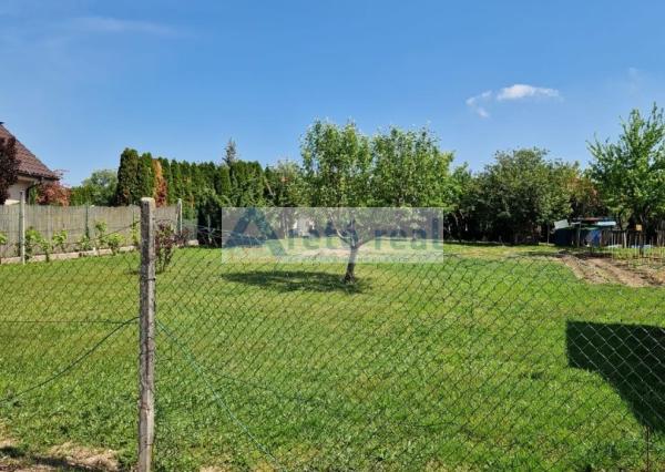 Areté real - Predaj pozemku na výstavbu rodinného domu v dobrej lokalite v obci Jablonec