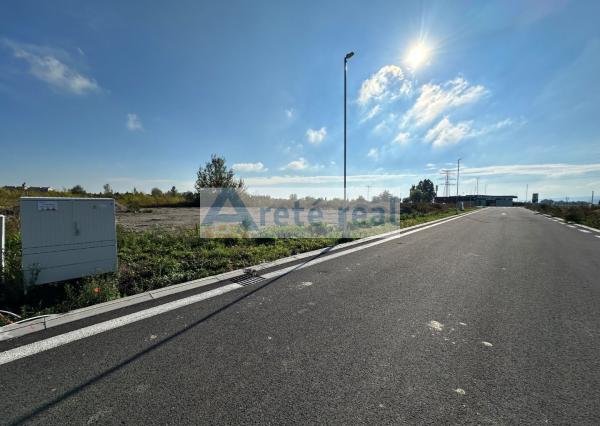 ARETÉ REAL - PRENÁJOM 1678 m2  POZEMKU NA KOMERČNÉ ÚČELY, PEZINOK, VINIČIANSKA CESTA, BUSIENESS PARK P1