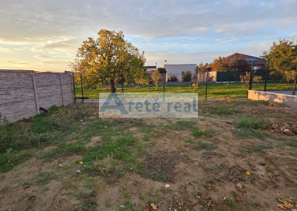 Areté real - Predaj výborne dispozične riešeného 4-izbového  rodinného domu  v dobrej a tichej lokalite v Šenkviciach