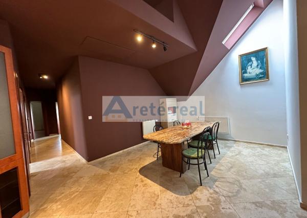 ARETÉ REAL - PREDAJ NÁDHERNÉHO 4-IZBOVÉHO BYTU V CENTRE MESTA, PEZINOK, JESENSKÉHO