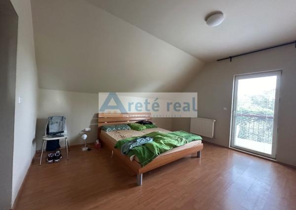 ARETÉ REAL - PREDAJ NÁDHERNÉHO 4-IZBOVÉHO BYTU V CENTRE MESTA, PEZINOK, JESENSKÉHO