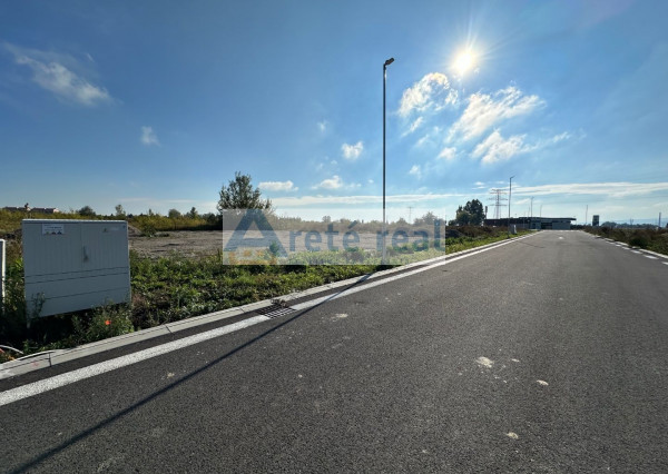 ARETÉ REAL - PRENÁJOM 800 m2 POZEMKU NA KOMERČNÉ ÚČELY, PEZINOK, VINIČIANSKA CESTA, BUSINESS PARK P1