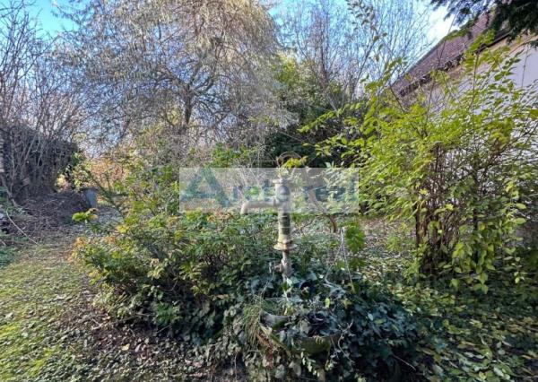 ARETÉ REAL - PREDAJ 3 STAVEBNÝCH POZEMKOV, KRÁĽOVÁ PRI SENCI, MALÝ KRMEŠ