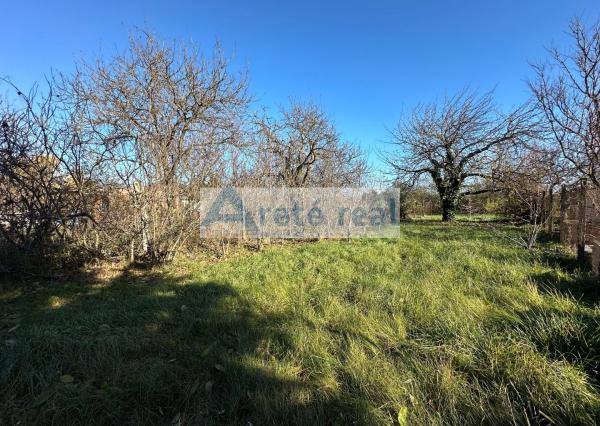 ARETÉ REAL - PREDAJ 3 STAVEBNÝCH POZEMKOV, KRÁĽOVÁ PRI SENCI, MALÝ KRMEŠ