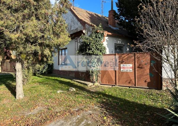 ARETÉ REAL - PREDAJ 3 STAVEBNÝCH POZEMKOV, KRÁĽOVÁ PRI SENCI, MALÝ KRMEŠ