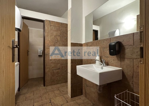 ARETÉ REAL – PREDAJ KOMERČNEJ BUDOVY V CENTRE MESTA, PEZINOK, HRNČIARSKA