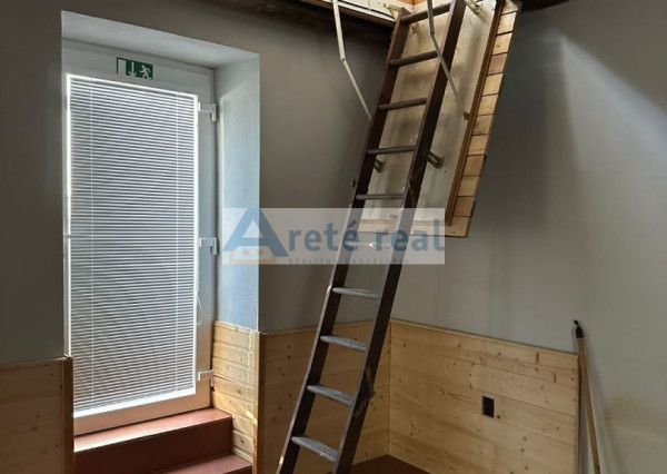 ARETÉ REAL – PREDAJ KOMERČNEJ BUDOVY V CENTRE MESTA, PEZINOK, HRNČIARSKA