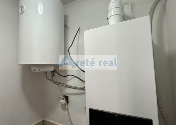 ARETÉ REAL – PREDAJ KOMERČNEJ BUDOVY V CENTRE MESTA, PEZINOK, HRNČIARSKA