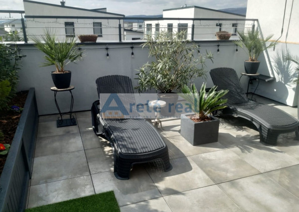 Areté real - Predaj nádherného, nadštandardného, výborne dispozične riešeného 3-izbového bytu s veľkorysou zimnou záhradou a terasou v dobrej lokalite v Slovenskom Grobe, Malý Raj