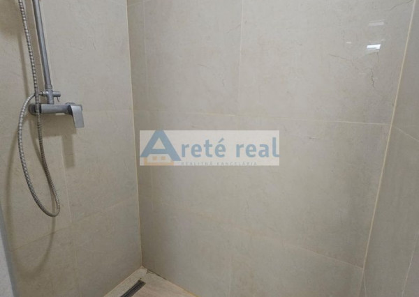 Areté real - Predaj nádherného, nadštandardného, výborne dispozične riešeného 3-izbového bytu s veľkorysou zimnou záhradou a terasou v dobrej lokalite v Slovenskom Grobe, Malý Raj