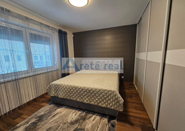 Areté real - Predaj nádherného, nadštandardného, výborne dispozične riešeného 3-izbového bytu s veľkorysou zimnou záhradou a terasou v dobrej lokalite v Slovenskom Grobe, Malý Raj