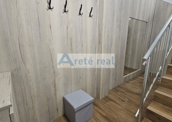 Areté real - Predaj nádherného, nadštandardného, výborne dispozične riešeného 3-izbového bytu s veľkorysou zimnou záhradou a terasou v dobrej lokalite v Slovenskom Grobe, Malý Raj