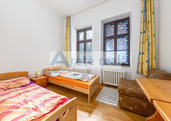 ARETÉ REAL – PREDAJ BUDOVY NA ŠPORTOVÉ A REKREAČNÉ ÚČELY S TROMA CHATKAMI, MODRA, HARMÓNIA