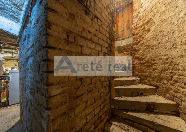 ARETÉ REAL – PREDAJ BUDOVY NA ŠPORTOVÉ A REKREAČNÉ ÚČELY S TROMA CHATKAMI, MODRA, HARMÓNIA