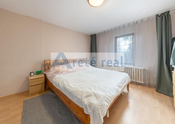 ARETÉ REAL – PREDAJ BUDOVY NA ŠPORTOVÉ A REKREAČNÉ ÚČELY S TROMA CHATKAMI, MODRA, HARMÓNIA