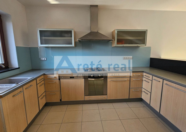 Areté real - Predaj samostatne stojaceho rodinného domu v pokojnej tichej lokalite v obci Nová Dedinka