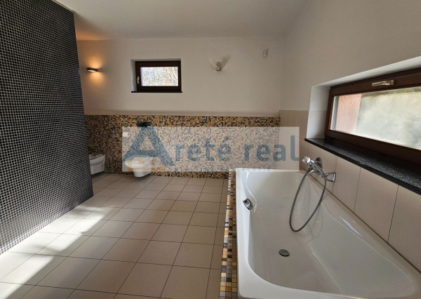 Areté real - Predaj samostatne stojaceho rodinného domu v pokojnej tichej lokalite v obci Nová Dedinka