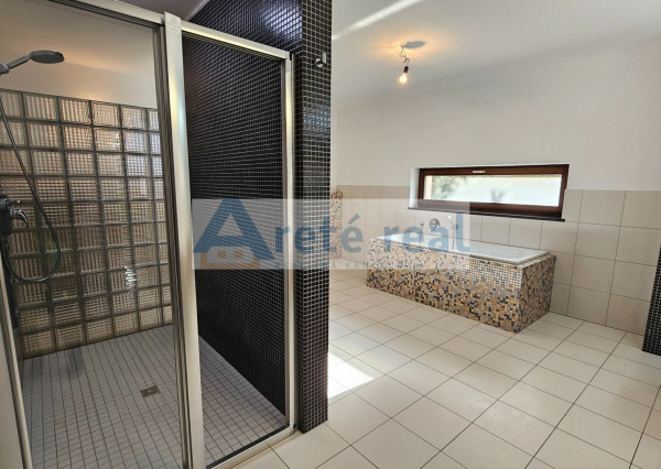 Areté real - Predaj samostatne stojaceho rodinného domu v pokojnej tichej lokalite v obci Nová Dedinka