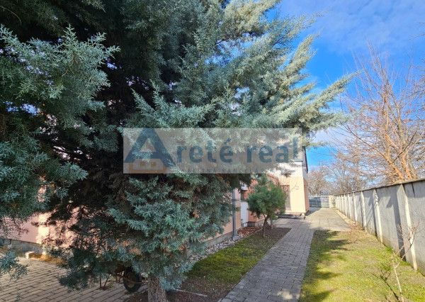 Areté real - Predaj samostatne stojaceho rodinného domu v pokojnej tichej lokalite v obci Nová Dedinka