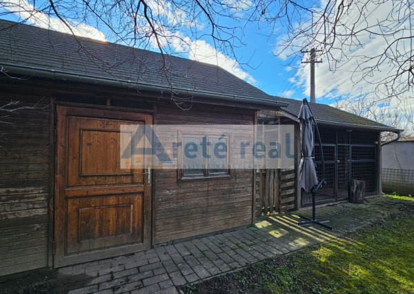 Areté real - Predaj samostatne stojaceho rodinného domu v pokojnej tichej lokalite v obci Nová Dedinka