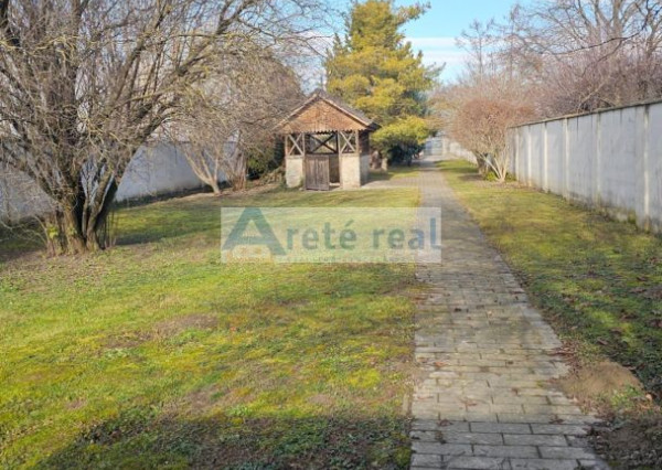 Areté real - Predaj samostatne stojaceho rodinného domu v pokojnej tichej lokalite v obci Nová Dedinka