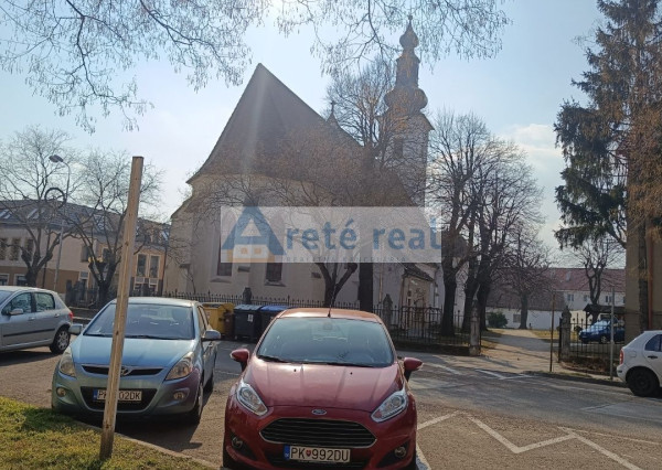 ARETÉ REAL - PREDAJ TEHLOVÉHO 2-IZ.BYTU V CENTRE MESTA  PEZINOK, 2 PIVNICE,VÝMERA 65,10 m2