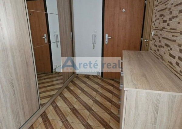 Areté real - Prenájom veľmi pekného, priestranného 2-izbového bytu s  loggiou, Malacky, ul. D. Skuteckého