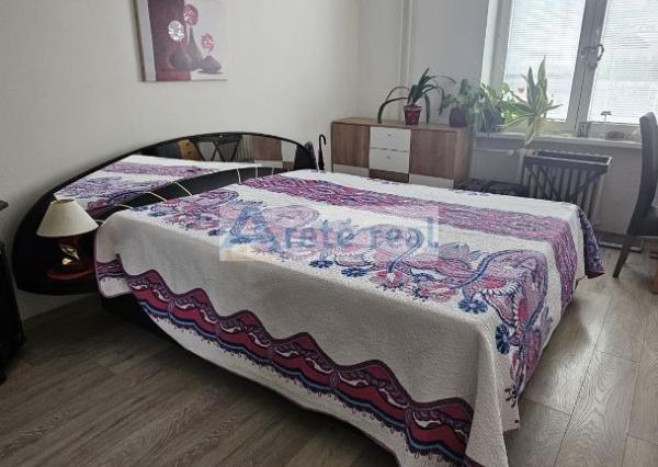 Areté real - Rezervovane! Predaj veľmi pekného, výborne dispozične riešeného, zrekonštruovaného 2-izbového bytu s balkónom v centre Pezinka, ul. Záhradná