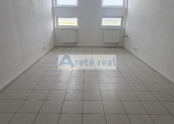 Areté real - Prenájom prevádzkových priestorov s parkovacím miestom vo výborne dostupnej lokalite v Pezinku, Šenkvická cesta, GAS CENTRUM