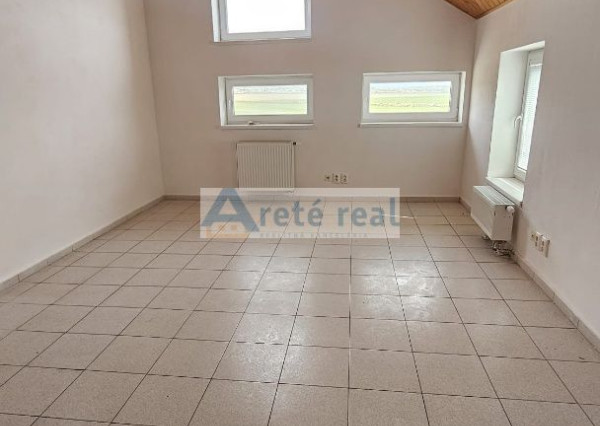 Areté real - Prenájom prevádzkových priestorov s parkovacím miestom vo výborne dostupnej lokalite v Pezinku, Šenkvická cesta, GAS CENTRUM