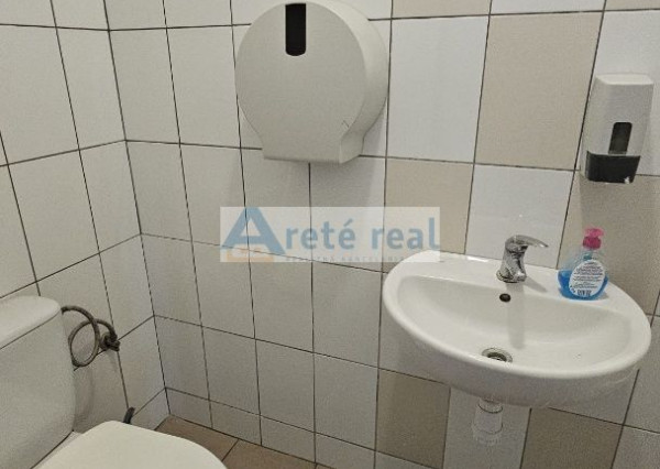 Areté real - Prenájom prevádzkových priestorov s parkovacím miestom vo výborne dostupnej lokalite v Pezinku, Šenkvická cesta, GAS CENTRUM