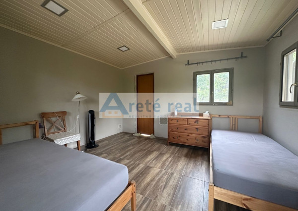 ARETÉ REAL – PREDAJ RODINNÉHO DOMU S NEBYTOVÝMI  BUDOVAMI KONČIACIMI NÁDÁHERNOU ZÁHRADOU A MESTSKÝMI HRADBAMI V CENTRE MODRY, ŠTÚROVA