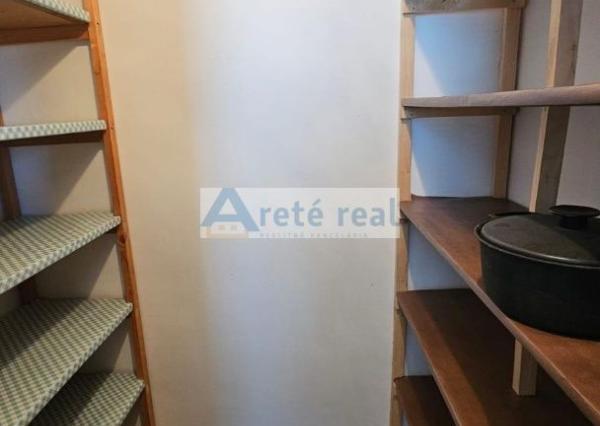 Areté real - Prenájom výborne dispozične riešeného 3,5-izbového bytu s loggiou v dobrej lokalite v Pezinku, ul. Svätoplukova
