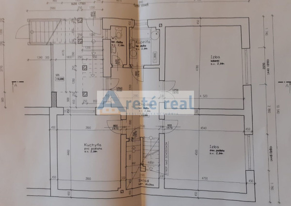 Areté real - Zľava! Predaj dvojgeneračného rodinného domu vhodného aj na podnikanie spojeného s bývaním v strategickej lokalite s prístupom priamo z hlavnej cesty v obci Viničné,