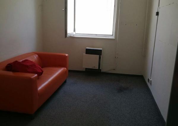 Areté real, Prenájom skladových priestorov v obci Viničné