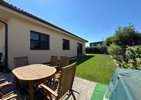 ARETÉ REAL - PREDAJ NOVOSTAVBY 4-IZBOVÉHO RD V NOVEJ LOKALITE, ŠENKVICE, A. BEHUNKA