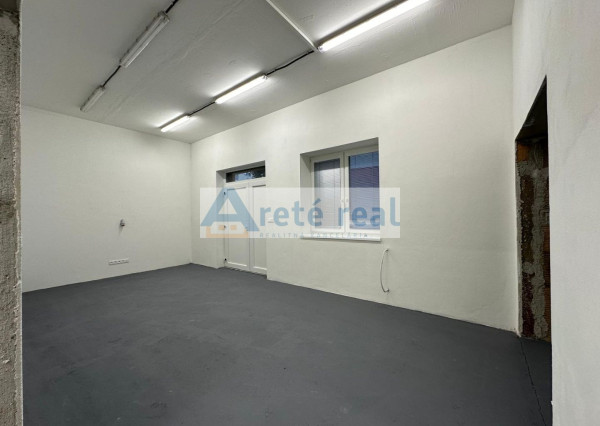 ARETÉ REAL- prenájom skladovacích, výrobných, kancelárskych priestoroch po kompletnej rekonštrukcii v Pezinku.