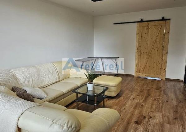 Areté real -Rezervované! Predaj výborne dispozične riešeného 3-izbového bytu s balkónom v dobrej lokalite v Pezinku, ul. Bystrická