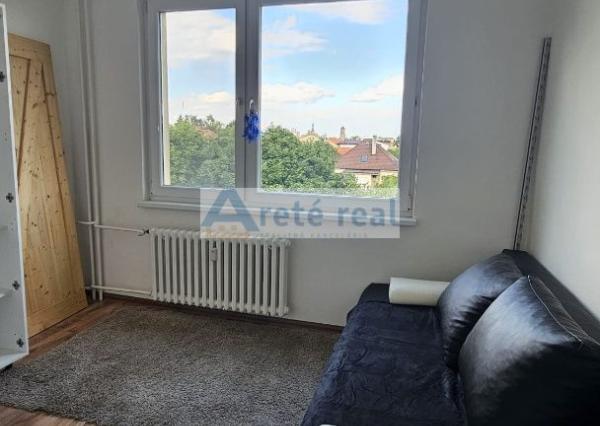 Areté real -Rezervované! Predaj výborne dispozične riešeného 3-izbového bytu s balkónom v dobrej lokalite v Pezinku, ul. Bystrická