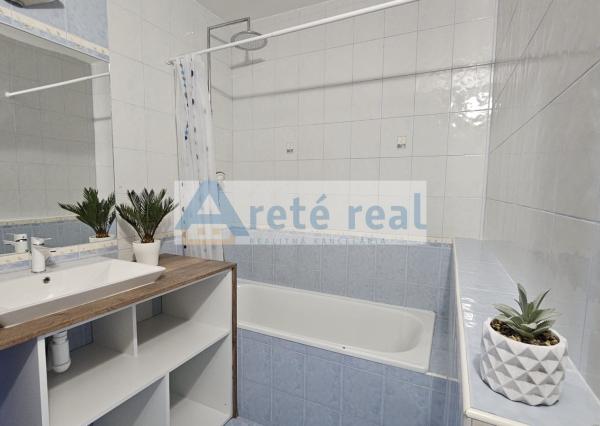 Areté real -Rezervované! Predaj výborne dispozične riešeného 3-izbového bytu s balkónom v dobrej lokalite v Pezinku, ul. Bystrická