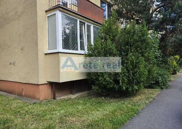 Areté real -Rezervované! Predaj výborne dispozične riešeného 3-izbového bytu s balkónom v dobrej lokalite v Pezinku, ul. Bystrická