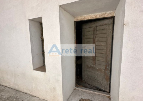 ARETÉ REAL – PREDAJ VINOHRADNÍCKEHO RODINNÉHO DOMU S NEBYTOVOU BUDOVOU V CENTRE MODRY, ŠTÚROVA