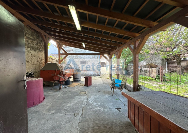 ARETÉ REAL – PREDAJ VINOHRADNÍCKEHO RODINNÉHO DOMU S NEBYTOVOU BUDOVOU V CENTRE MODRY, ŠTÚROVA