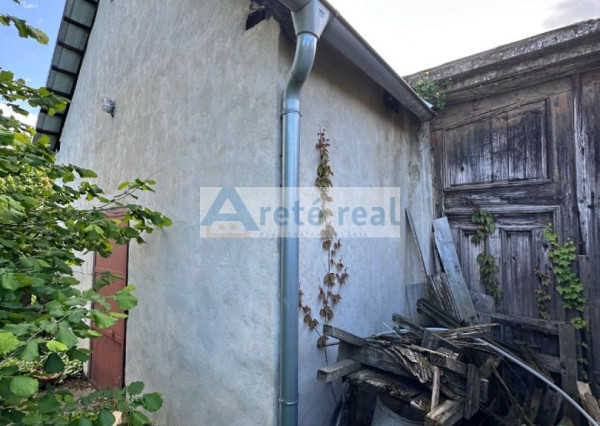 ARETÉ REAL – PREDAJ VINOHRADNÍCKEHO RODINNÉHO DOMU S NEBYTOVOU BUDOVOU V CENTRE MODRY, ŠTÚROVA