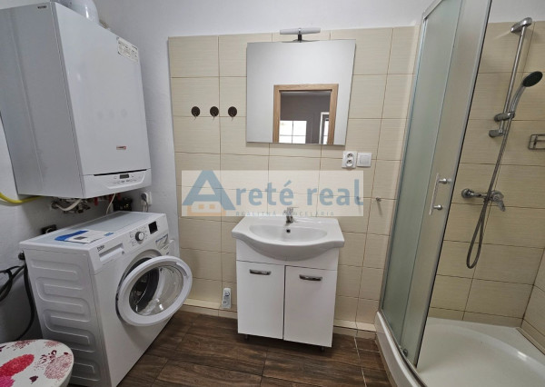 Areté real, Prenájom veľmi pekného 2-izbového bytu s parkovacím miestom v priamom centre mesta Pezinok