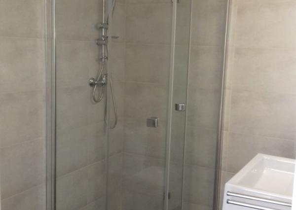 Areté real-Prenájom slnečného 2 izbového bytu v r.domom,samostatný vstup,kompletná rekonštrukcia