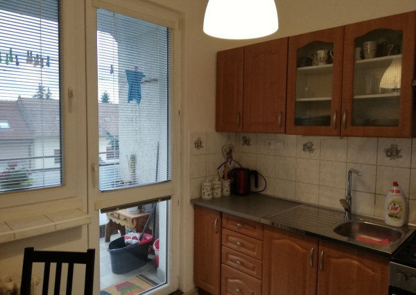 Areté real- Výmena slnečného 2 i.bytu v centre Senca s loggiou, výťah.